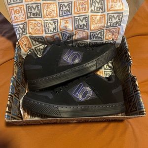 NWT Adidas 5.10 Mountain Bike Shoes